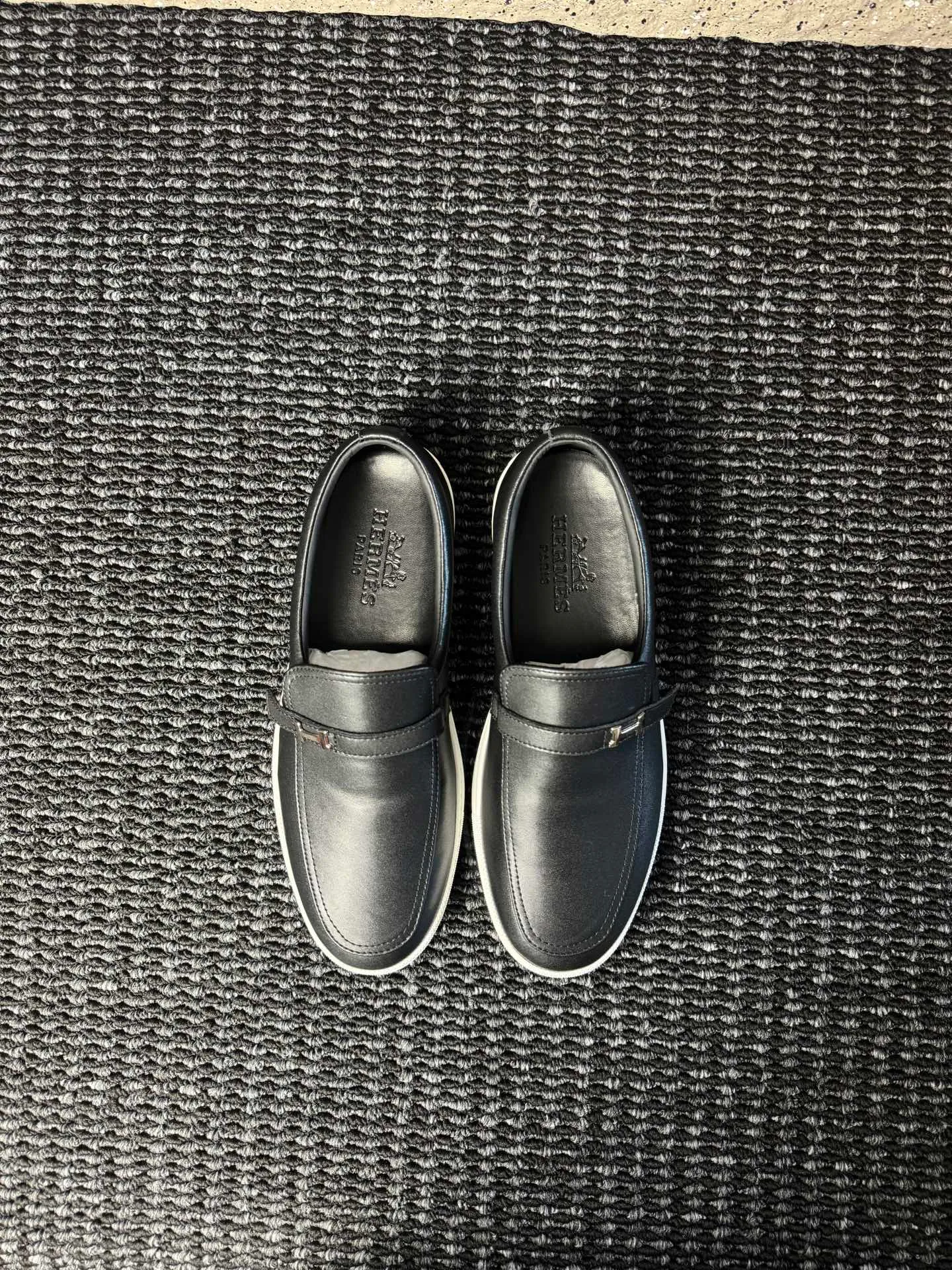 Men's men's shoes 💰440 [New style] 🪷🪷[HERMES] Hermès - High-end quality, the same style as the official website - Upper: 🔝 Nappa calfskin, with iconic H metal - Lining: water-dyed cowhide - Outsole: ultra-light TPU molded outsole - Ultra-high quality control·Fine workmanship: highlighted (high-end·luxury·grade) -Size: 38-44 (45 can be customized)·
